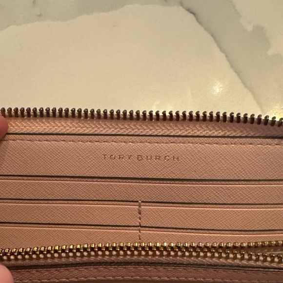 Tory Burch Pink Floral Zip Wallet - Picture 2 of 4